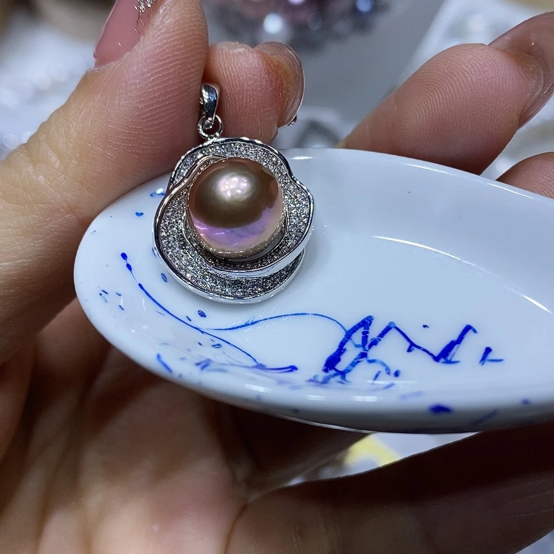 淡水珍珠吊坠未镶嵌