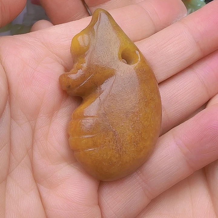 和田玉吊坠(不含链)未镶嵌