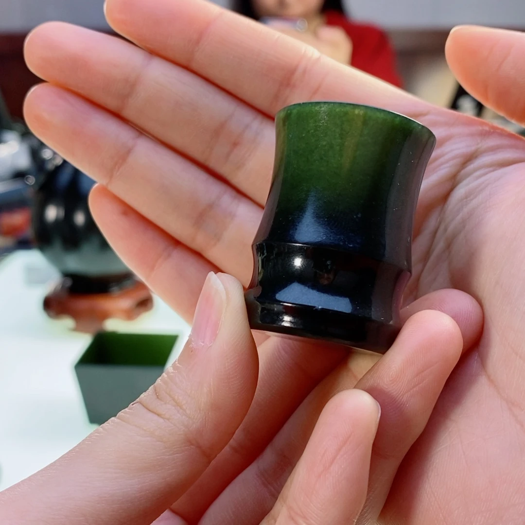 和田玉（青玉）摆件未镶嵌土****呐