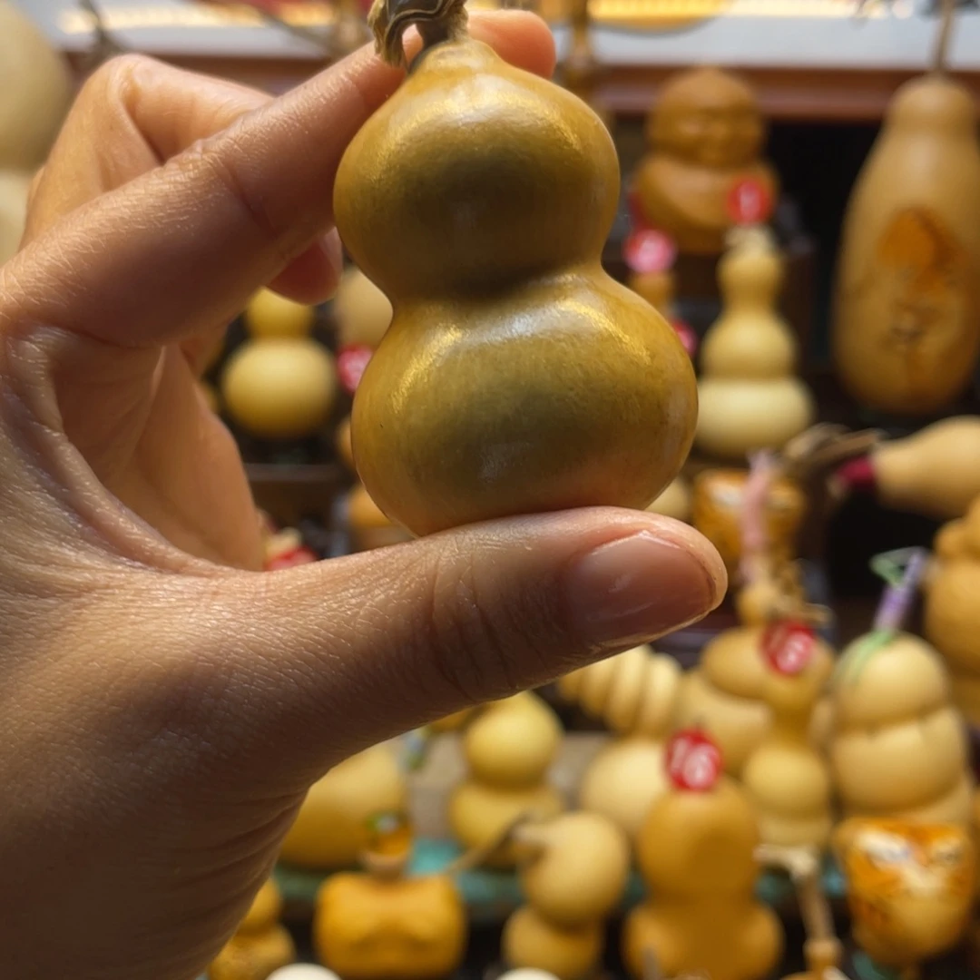 ?***✨葫芦等多种颜色的花鸟画作品在全国