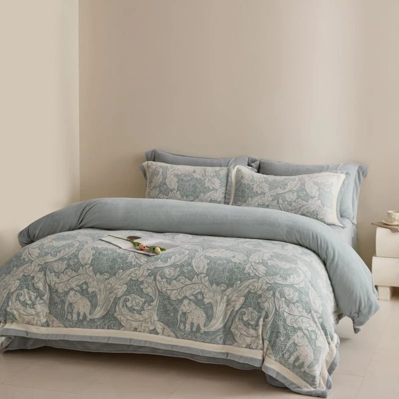 雕花双拼角工艺款牛奶绒四件套床上用品