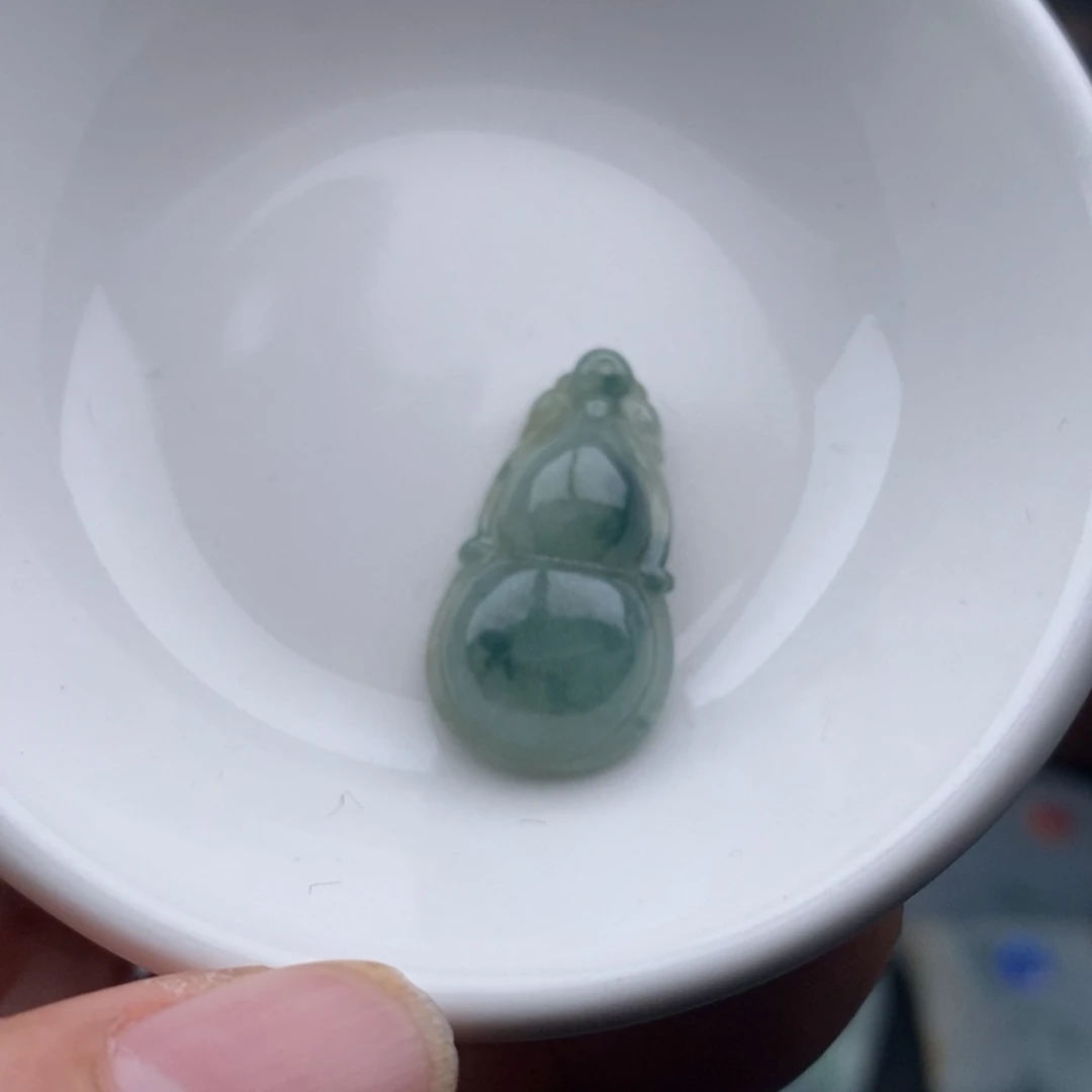 定制翡翠未镶嵌小葫芦