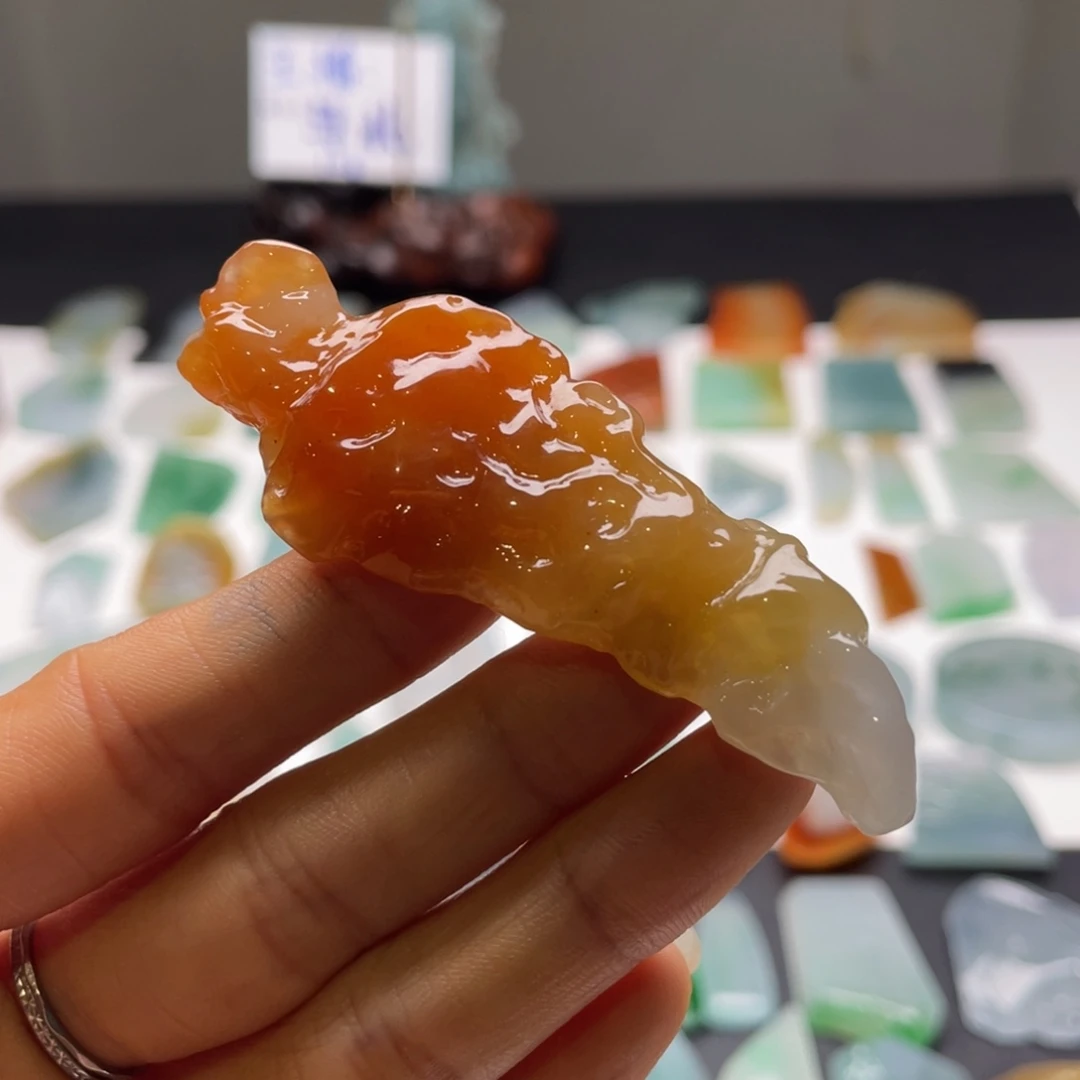 定制翡翠未镶嵌包工