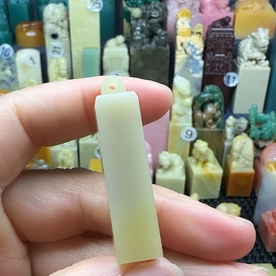 青田石封门青牙签章如意钮