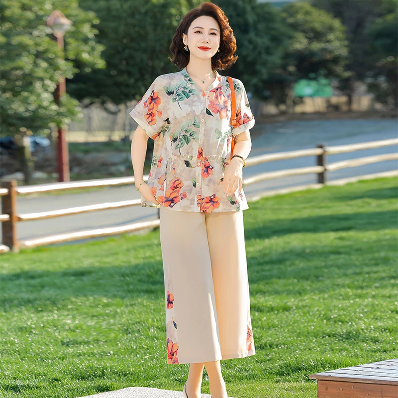 年轻妈妈夏装短袖衬衫2025新款中老年女夏季套装贵夫人碎花雪纺衫