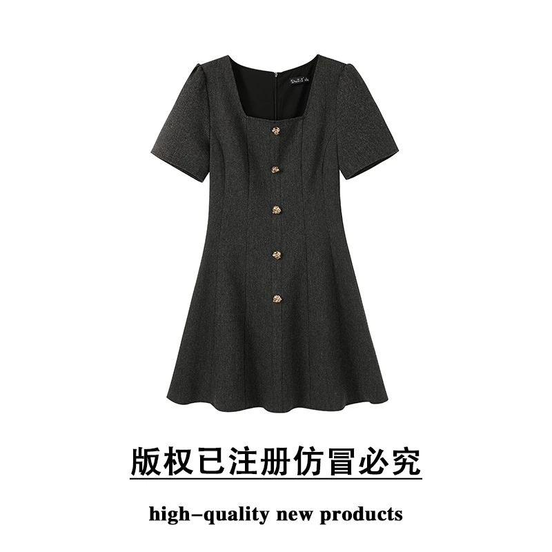 奢姿【秀珠千金】大码女装2025夏季气质法式方领胖妹妹纽扣时尚裙子