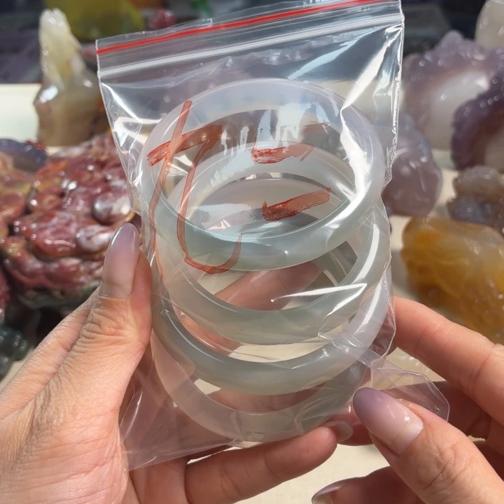 玛瑙/玉髓未镶嵌吊坠(不含链)