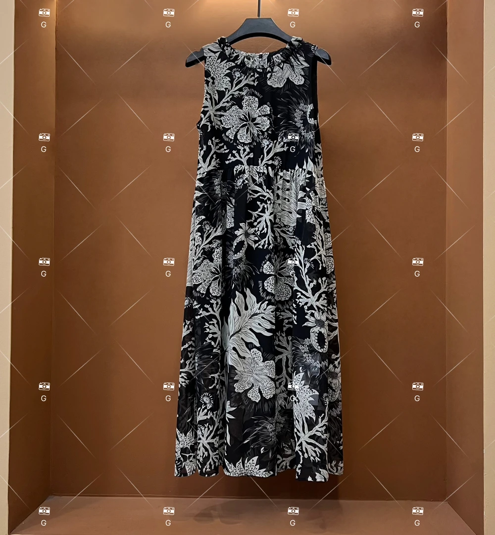 【乐】夏季新款复古时尚百搭印花无袖连衣裙 H-225