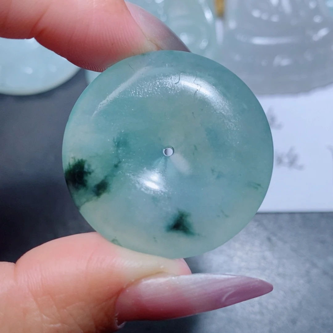 定制翡翠未镶嵌吊坠