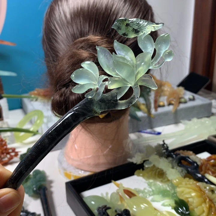 蛇纹石玉未镶嵌发簪五**龙