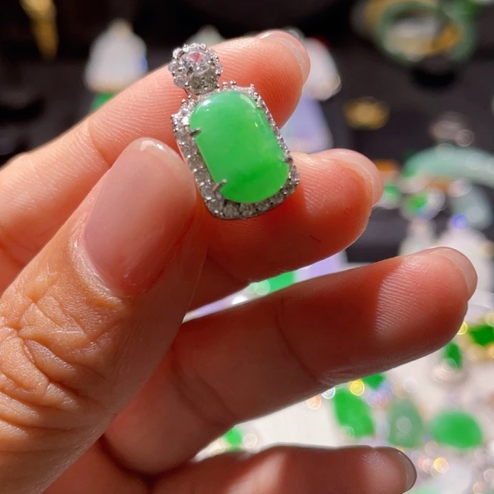 翡翠银S925镶嵌颈饰精品