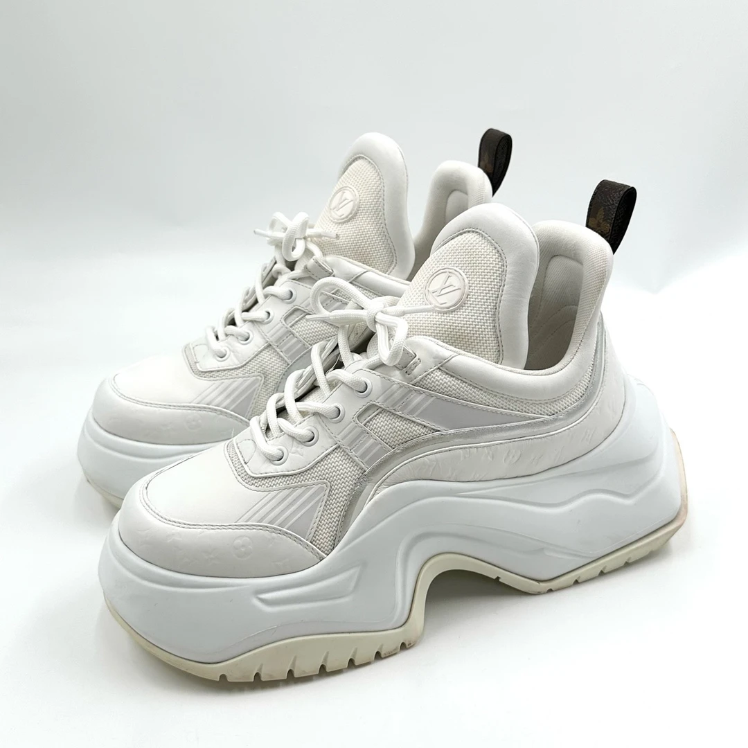 95新 LouisVuitton/路易威登 40码/浮雕满印老爹鞋/如图/06225