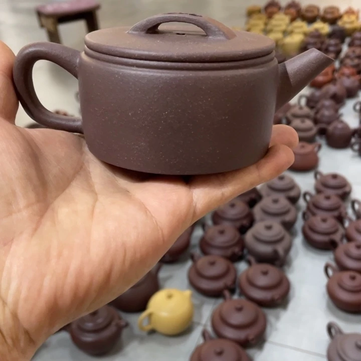 紫砂紫砂天青泥。 汉瓦