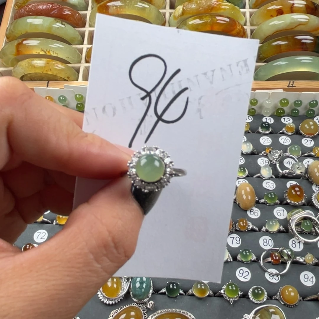 银S925镶嵌蛇纹石玉戒指