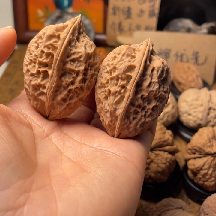 自****人云南铁核桃默认微瑕45