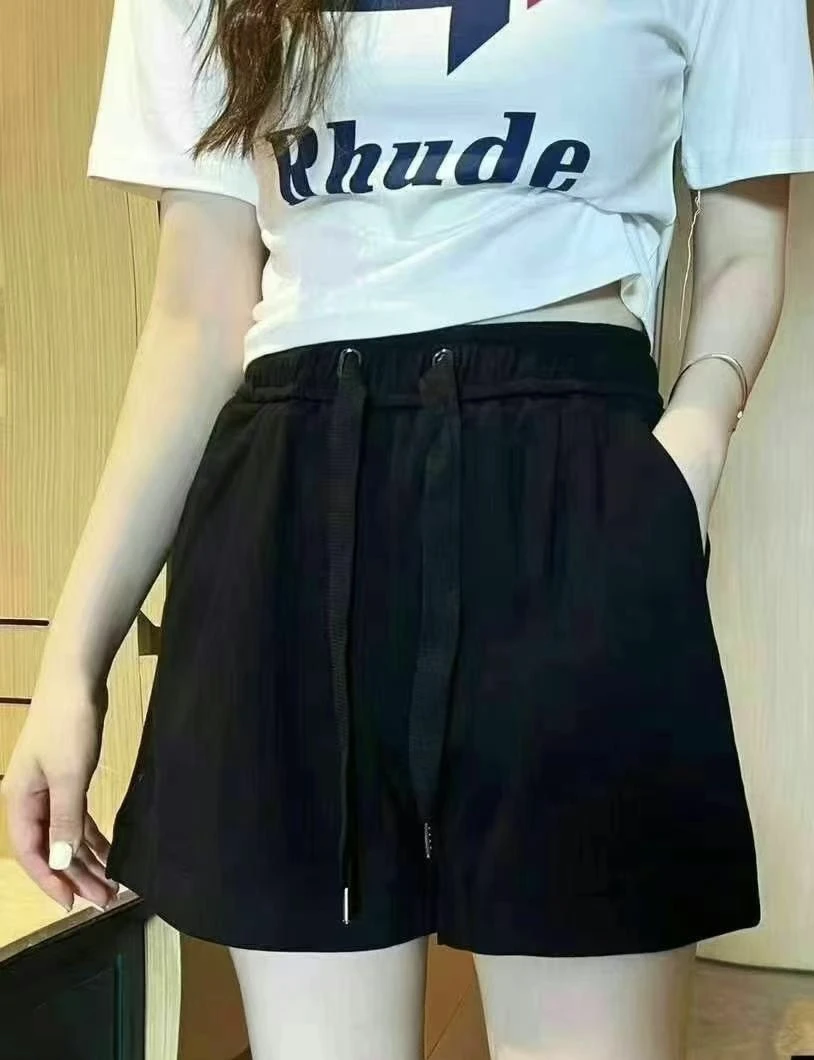 黑色休闲短裤女欧洲站2024夏季新款气质时尚显瘦阔腿热裤