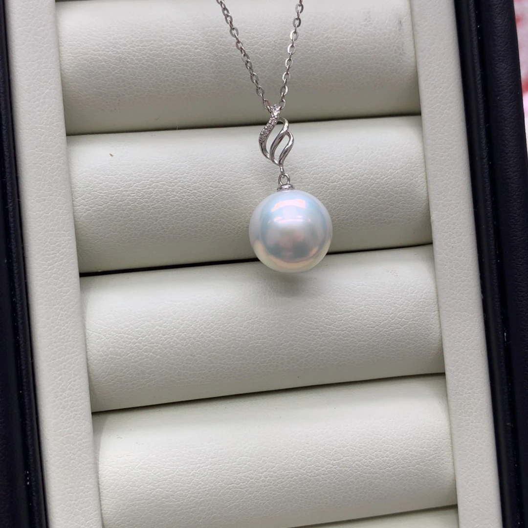 淡水珍珠18K金镶嵌吊坠(不含链)