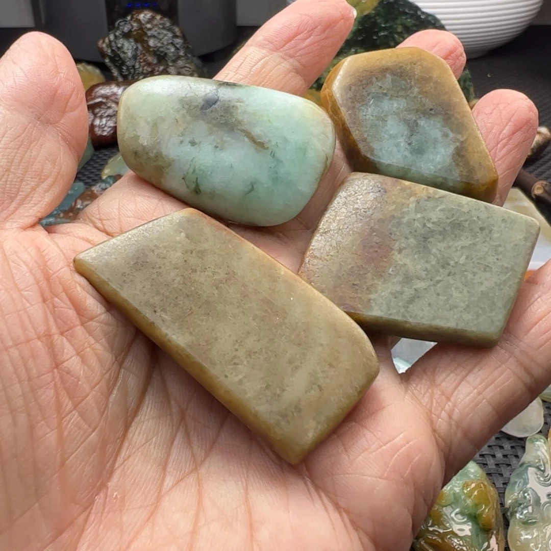 翡翠裸石缅甸翡翠