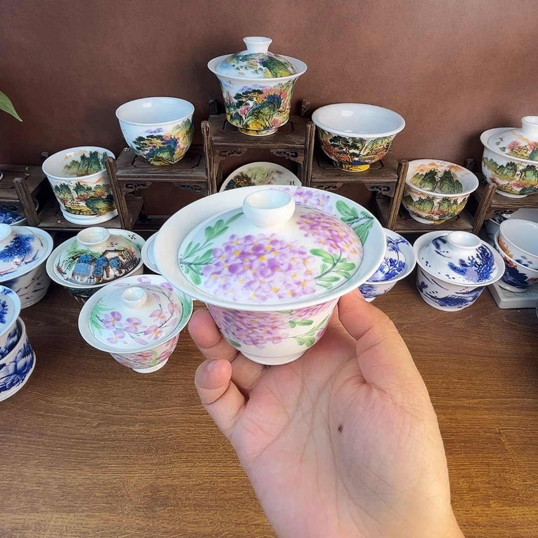 忠意堂釉下彩紫绣球盖碗