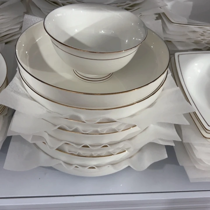 瓷金镶玉5高脚2个，8窝2个