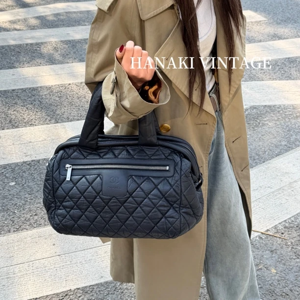 95新 Chanel/香奈儿 花绮中古/Chanel香奈儿秀款羽绒服手提包
