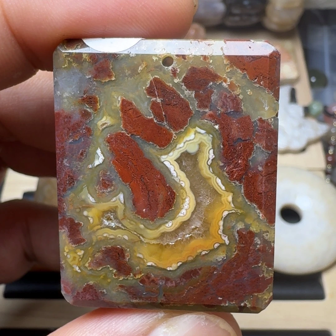 未镶嵌纯天然色有机玉石保真色石英质玉特价
