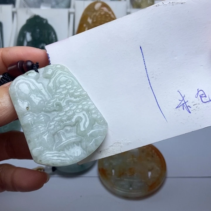 勿***喷翡翠未镶嵌挂件翡翠