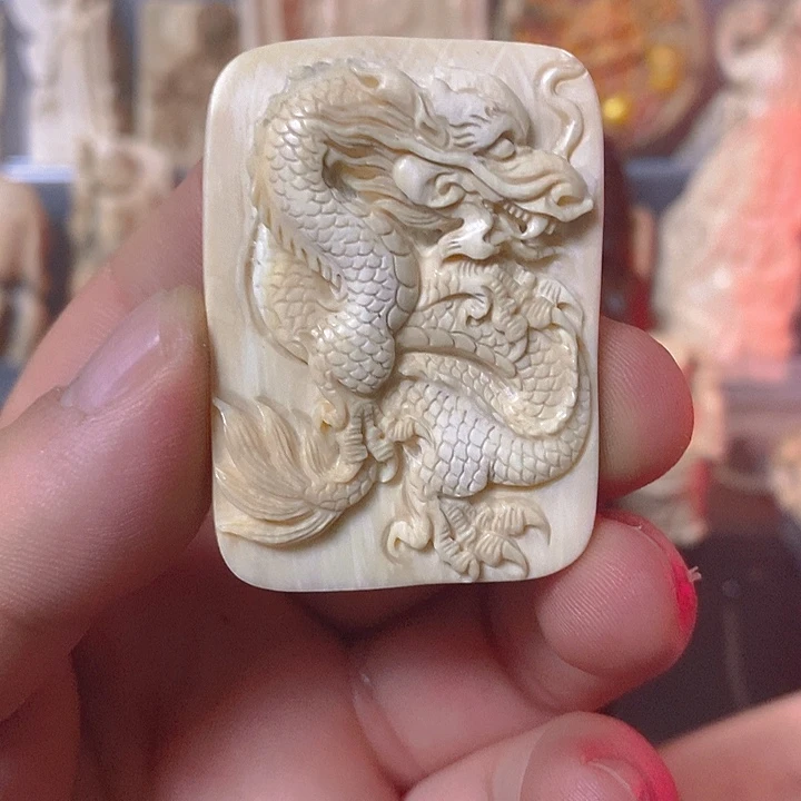 關**鳩天然猛犸牙雕刻残次品