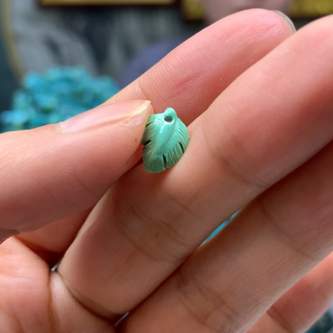 绿松石配饰未镶嵌