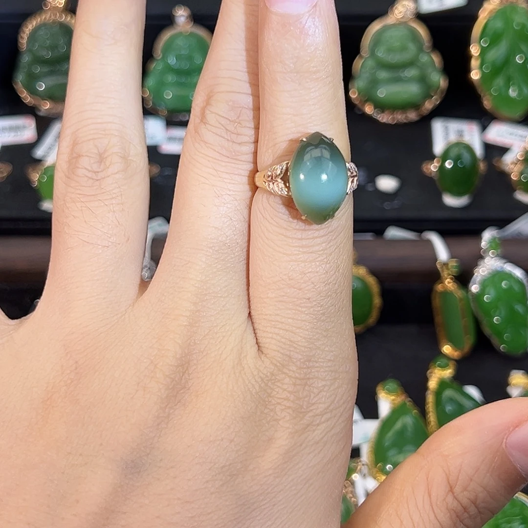 和田玉18K金镶嵌颈饰