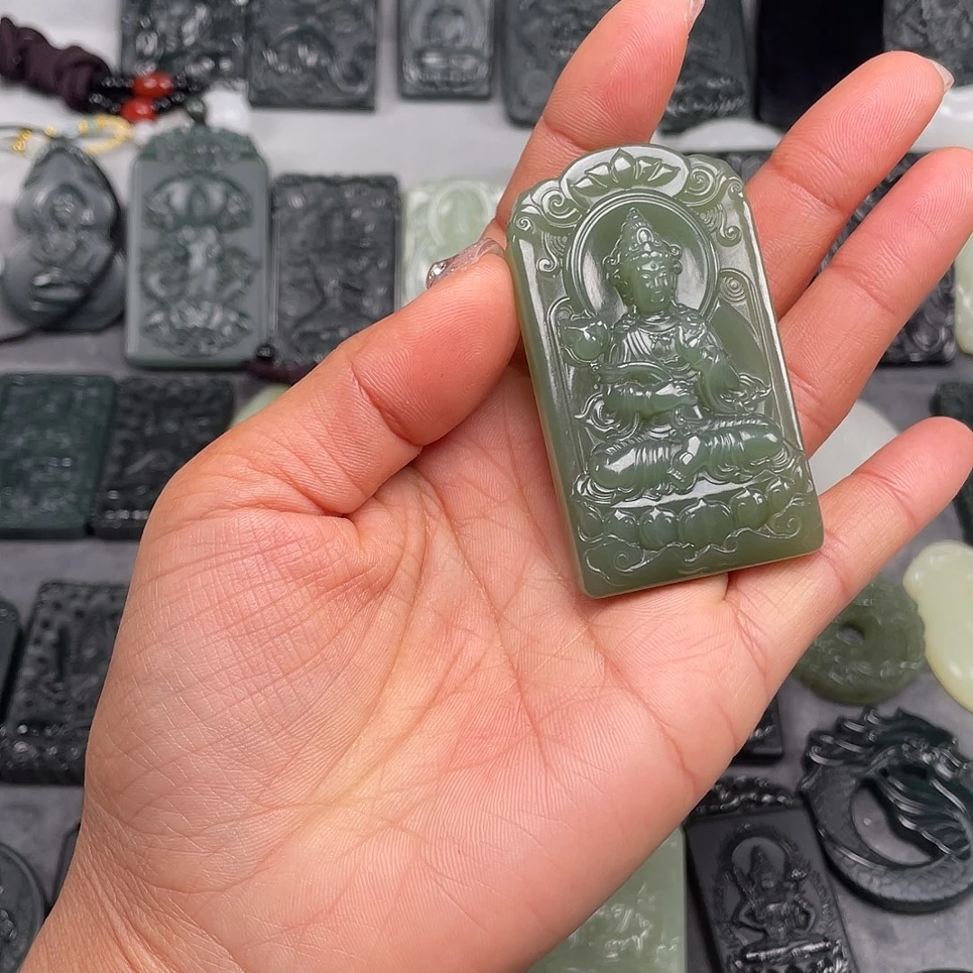 和田玉未镶嵌颈饰