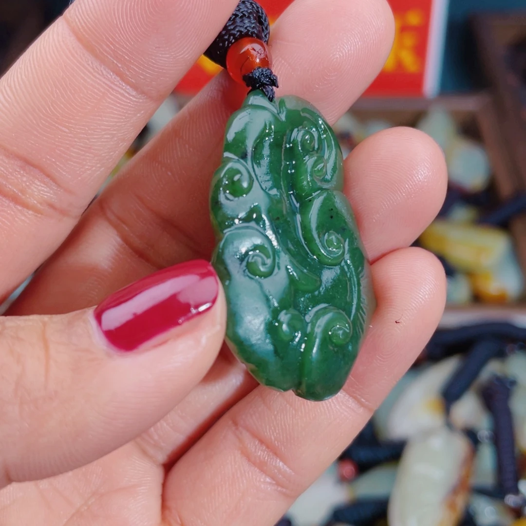 和田玉未镶嵌颈饰拍一发一