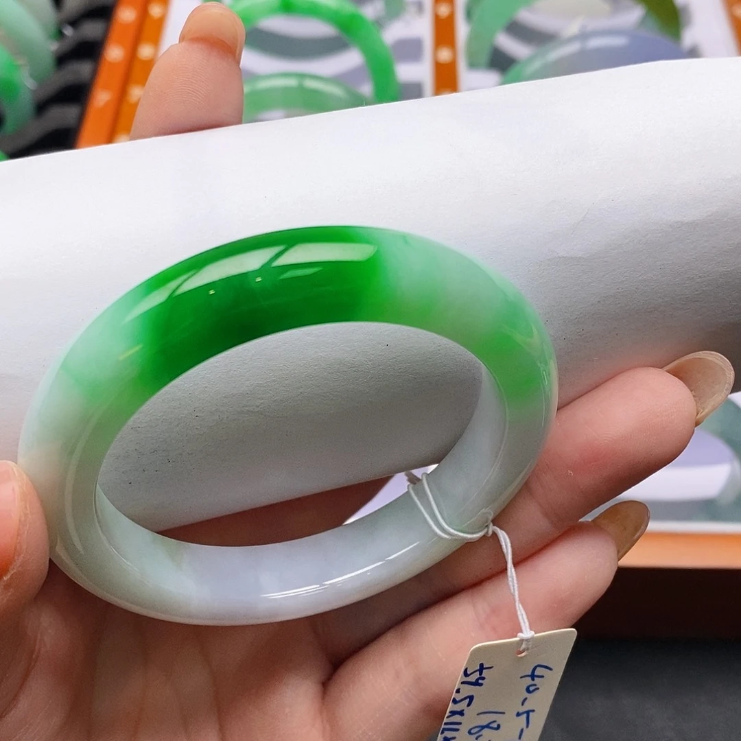 翡翠未镶嵌手镯54