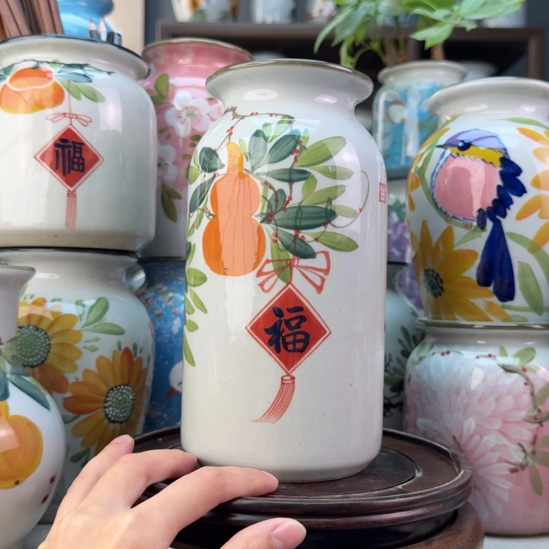 景德镇纯手绘陶瓷花瓶