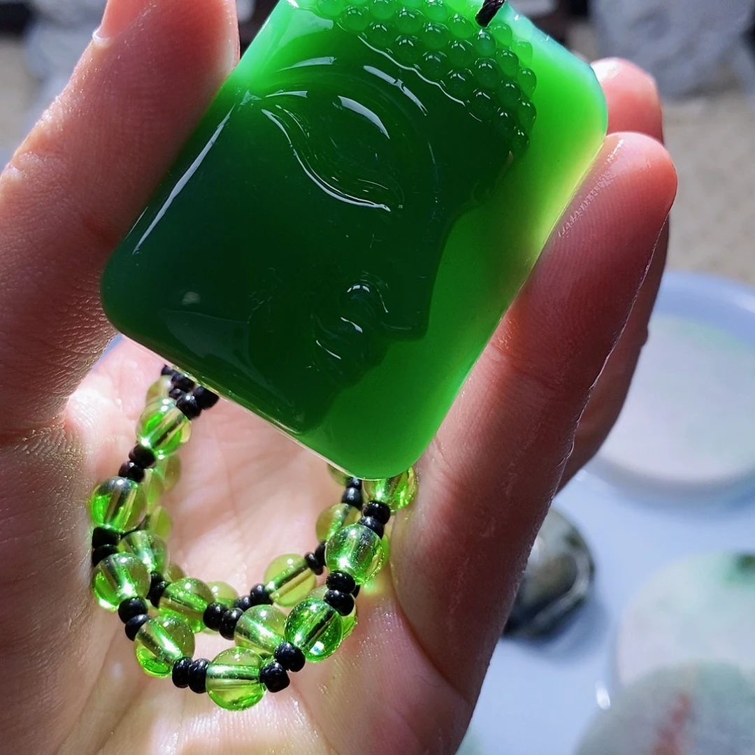 翡翠未镶嵌颈饰5888