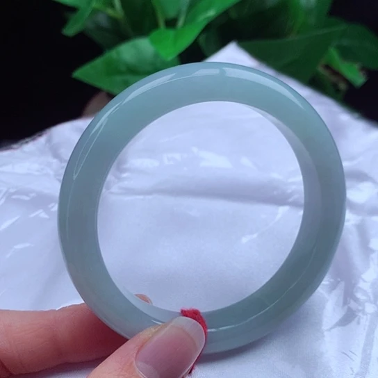 翡翠手镯未镶嵌 正圈57 天空蓝