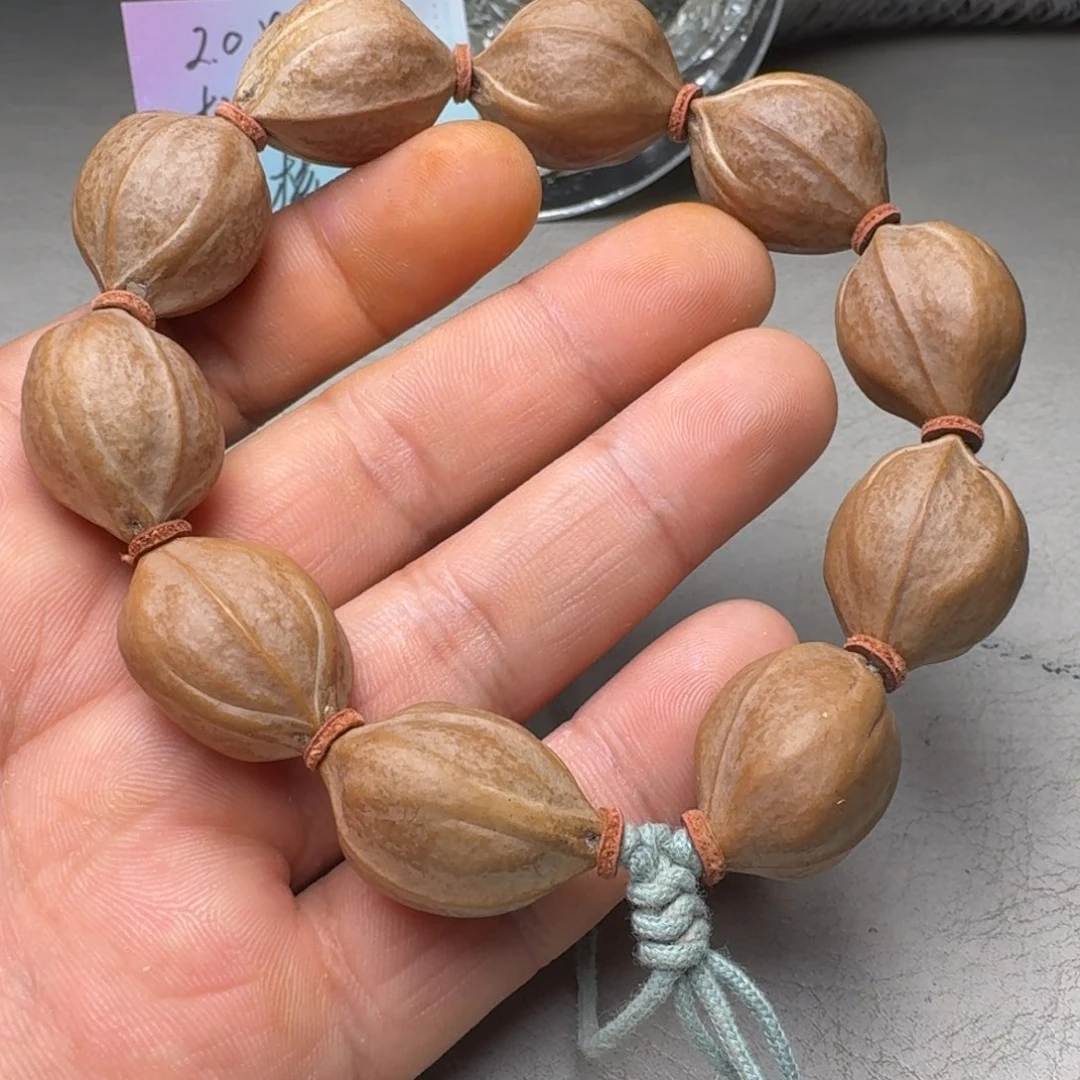 李***生橄榄核手串橄榄核