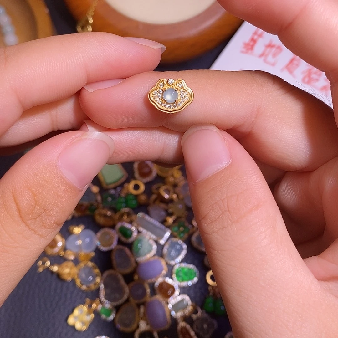 翡翠银S925镶嵌颈饰