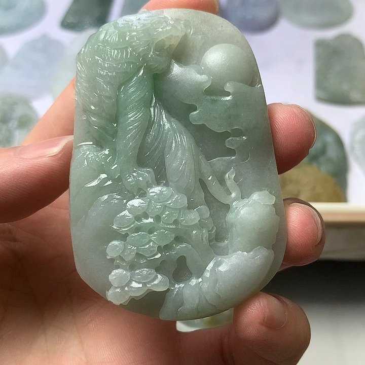 未镶嵌定制翡翠莫*衡缅甸翡翠虎牌