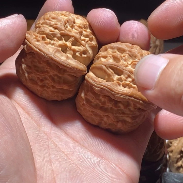 1***.把件文玩核桃42白狮子