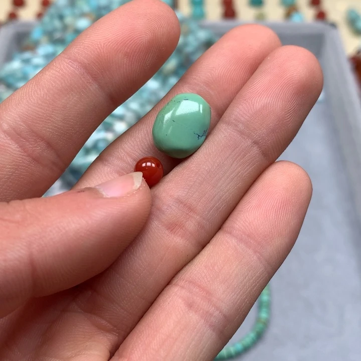 南红玛瑙配饰未镶嵌