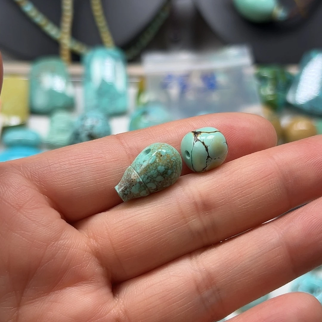 K***陳绿松石未镶嵌珠宝奇石