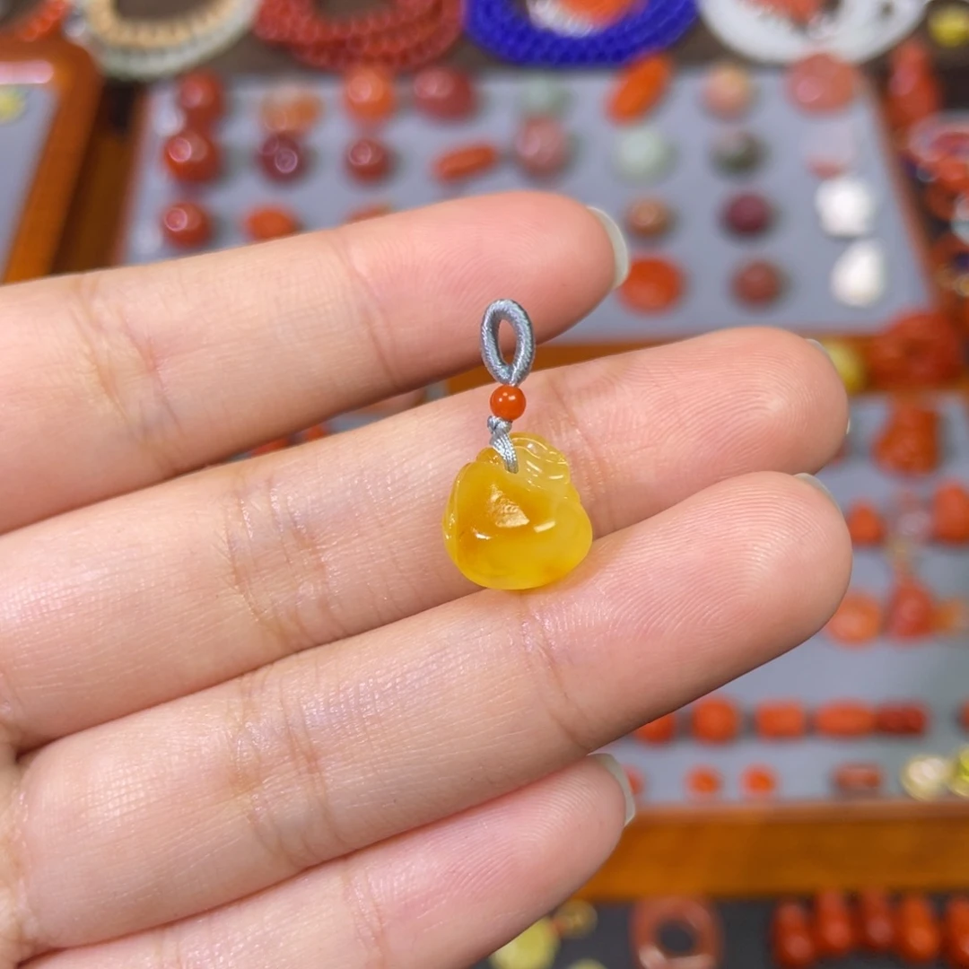 蜜蜡未镶嵌裸石钱袋