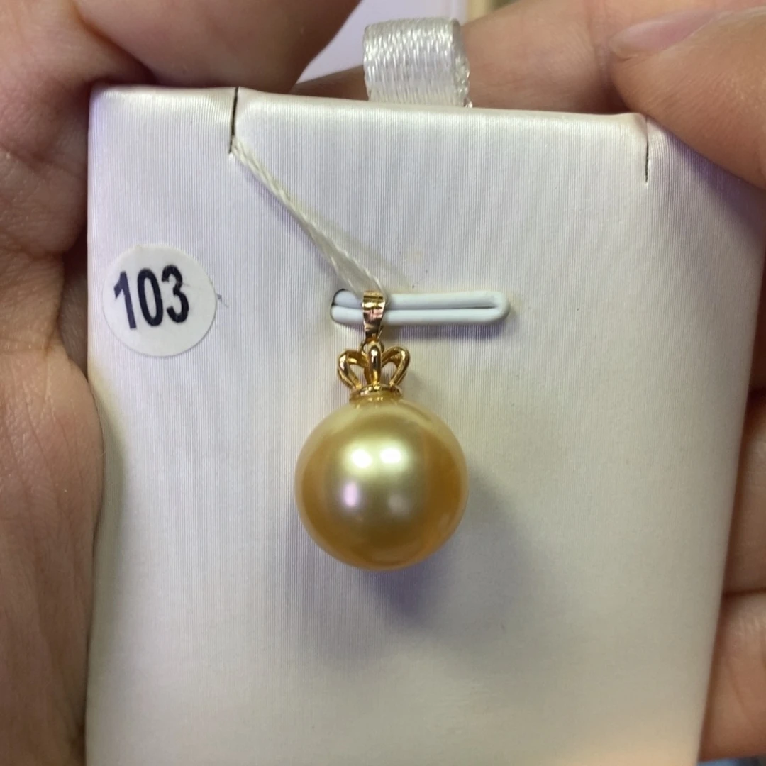 18K金镶嵌吊坠(不含链)海水珍珠