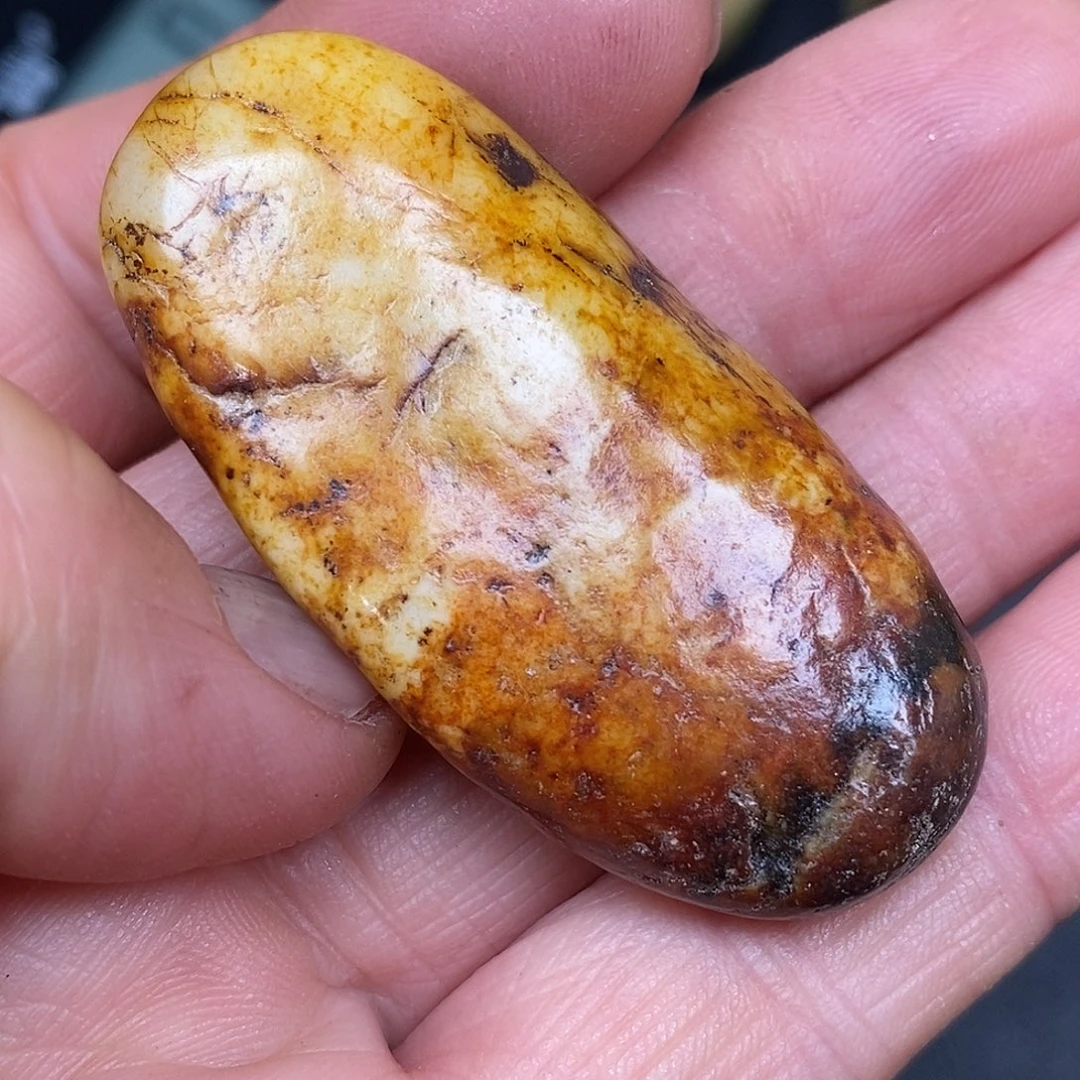 和田玉未镶嵌珠宝奇石