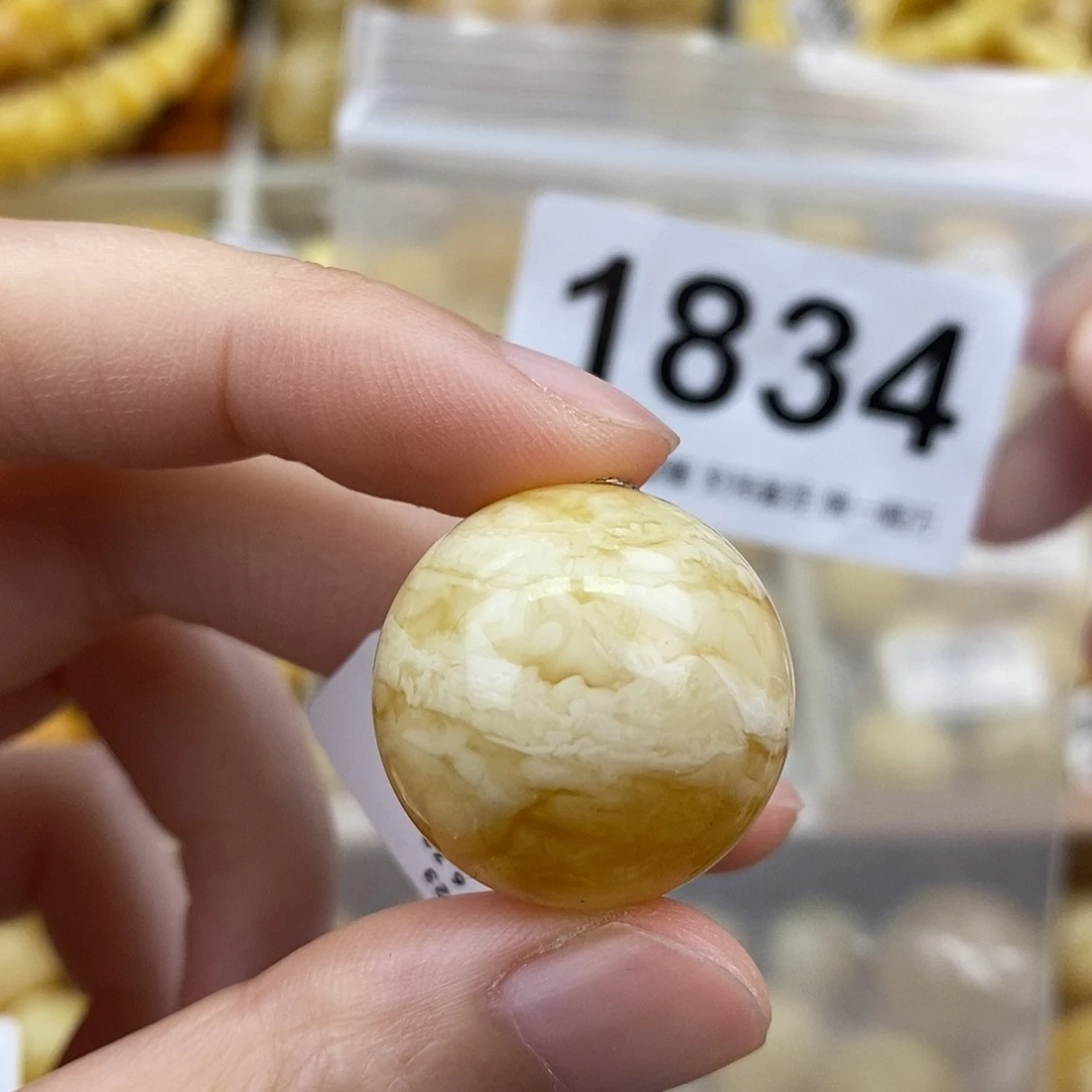 蜜蜡未镶嵌珠宝奇石23