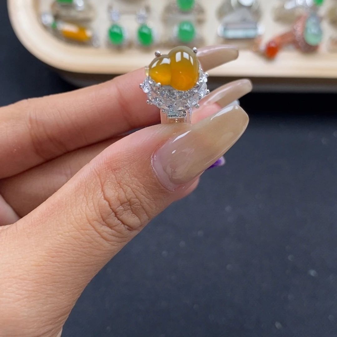 翡翠未镶嵌戒指缅甸天然A货翡翠