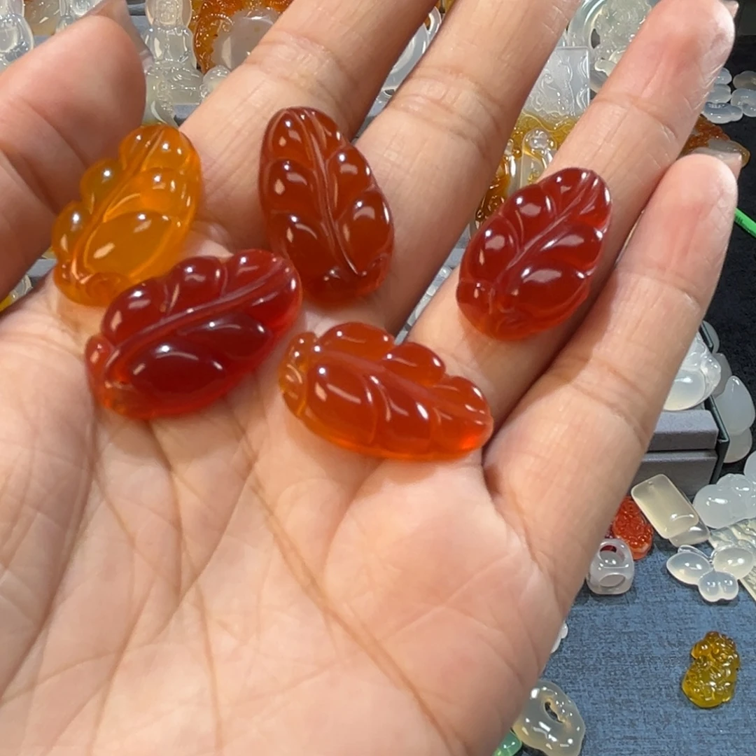 玛瑙/玉髓未镶嵌颈饰