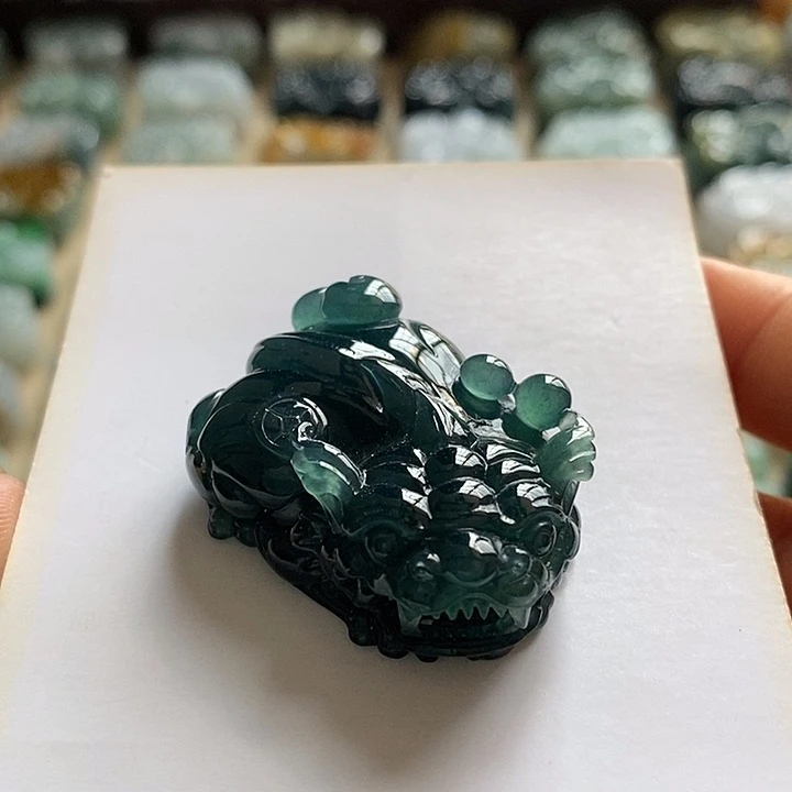 颈饰未镶嵌翡翠天然翡翠貔貅吊坠