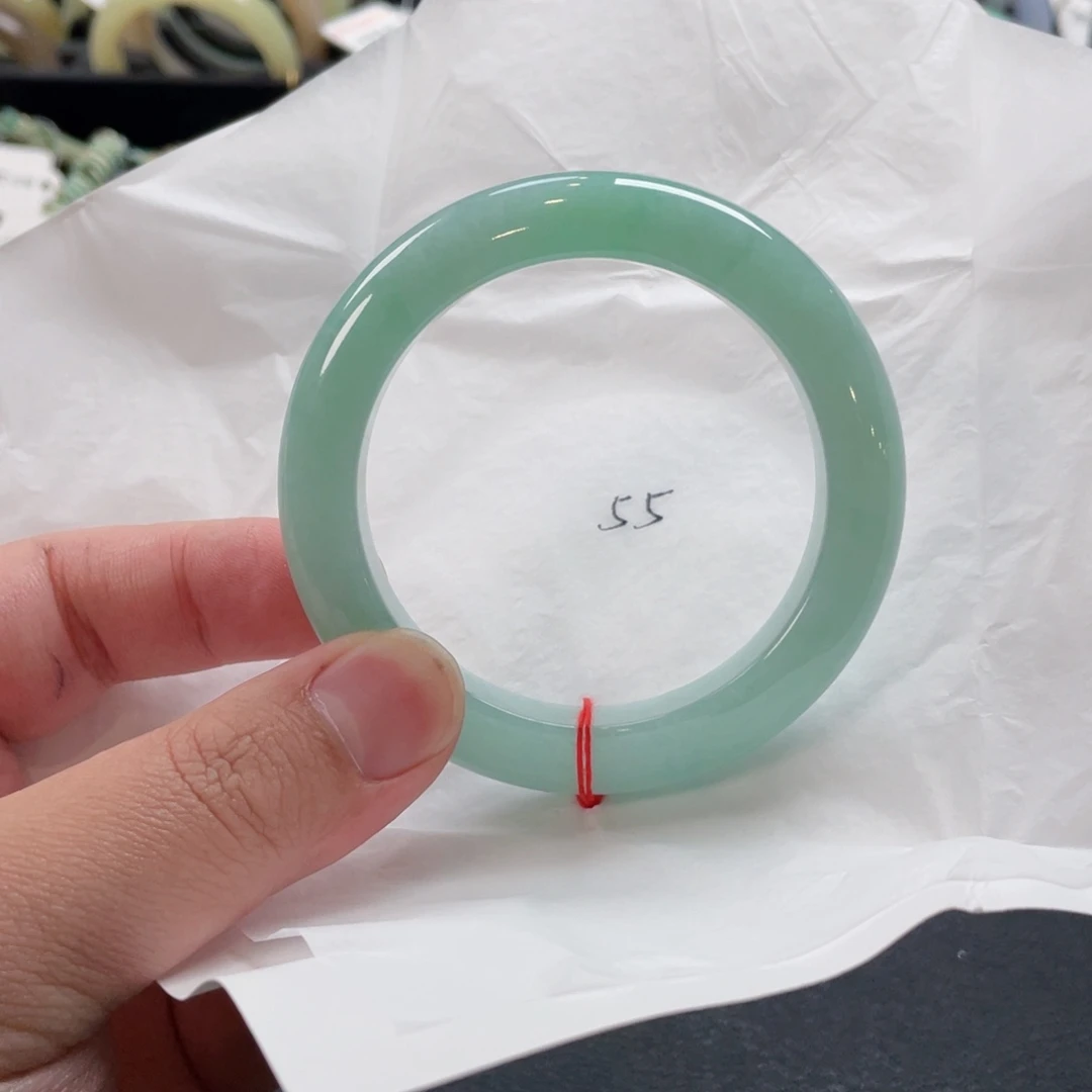 翡翠手镯未镶嵌55正圈